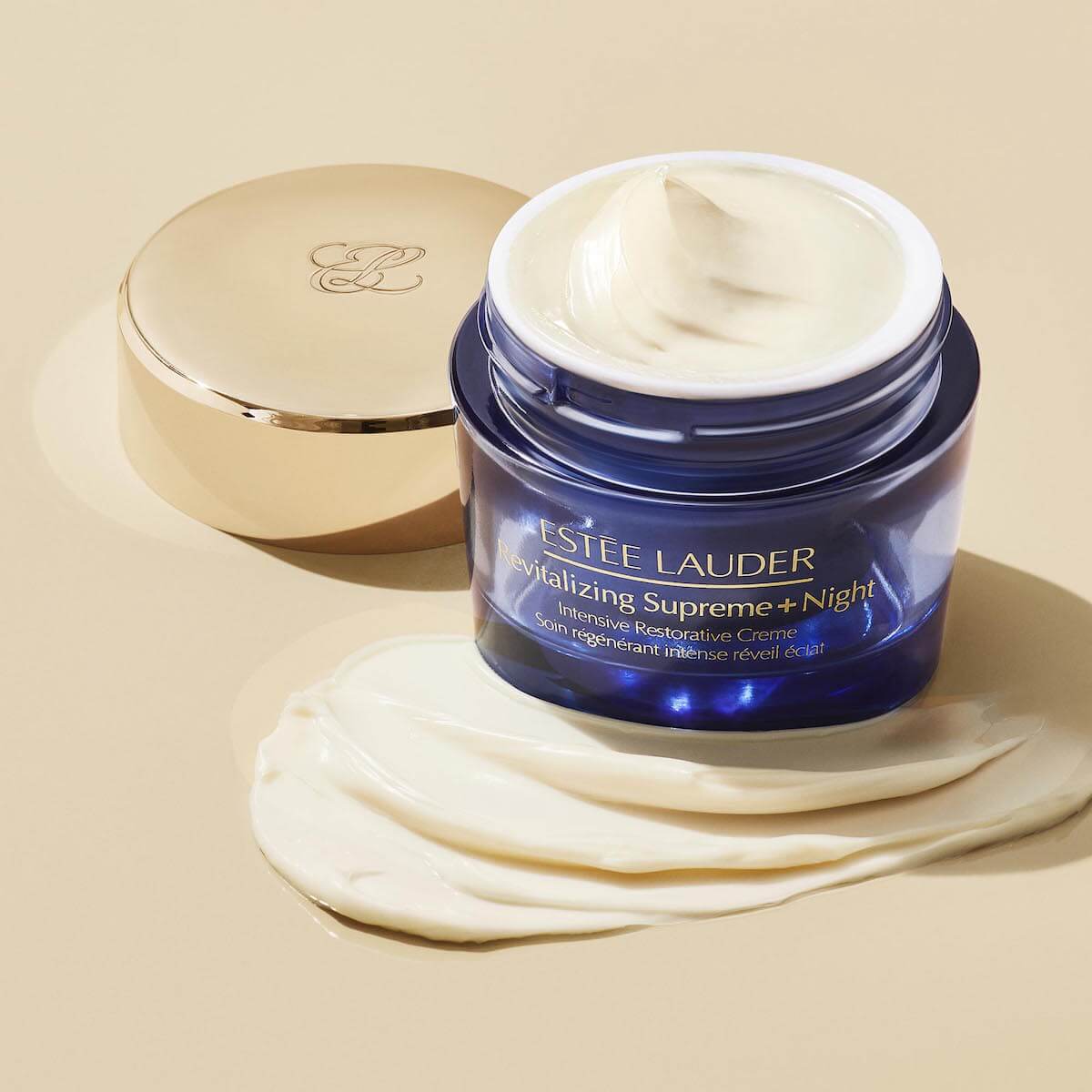 REVITALIZING SUPREME+ NIGHT CREME SKINCARE (CREMA HIDRATANTE ANTI-EDAD)